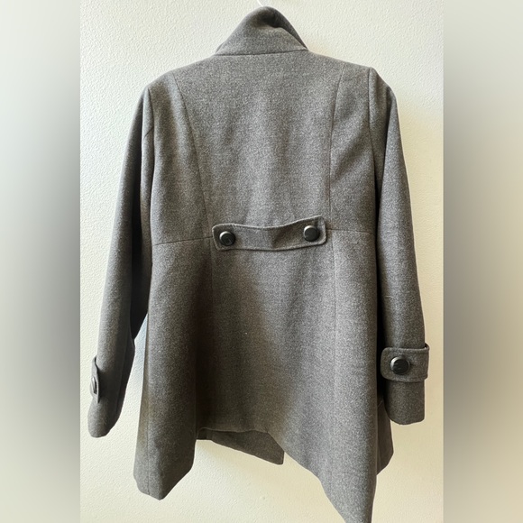 Adorable women’s charcoal pea coat-L - Picture 2 of 4